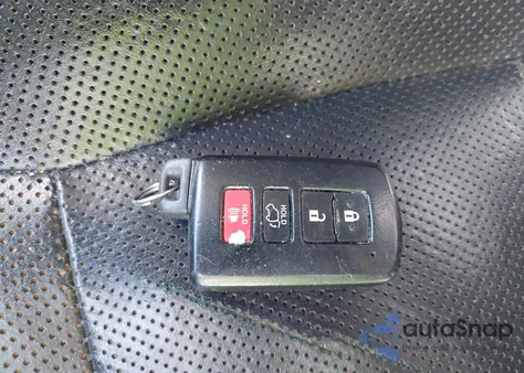 2014 Toyota Highlander Limited V6 z USA, uszkodzony, nr VIN 5TDYKRFH3ES020679